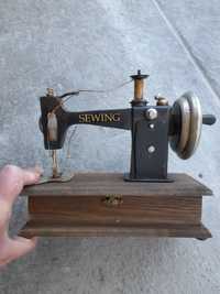 Máquina de costura antiga brinquedo/miniatura