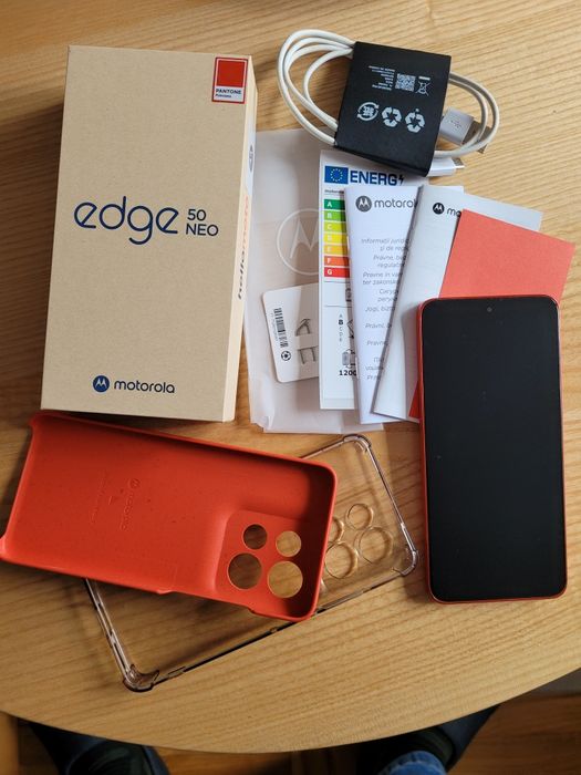 Motorola edge 50 neo 12/512 stan jak nowy