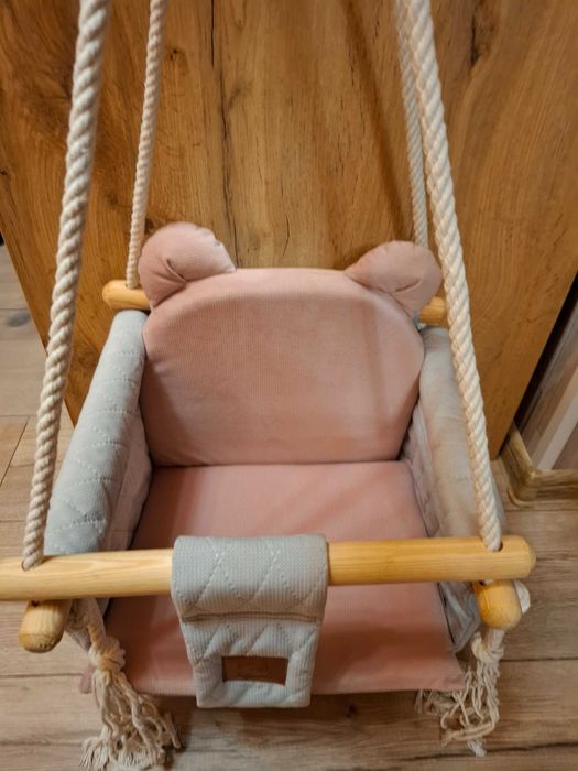 Huśtawka dziecięca do pokoju i ogrodu