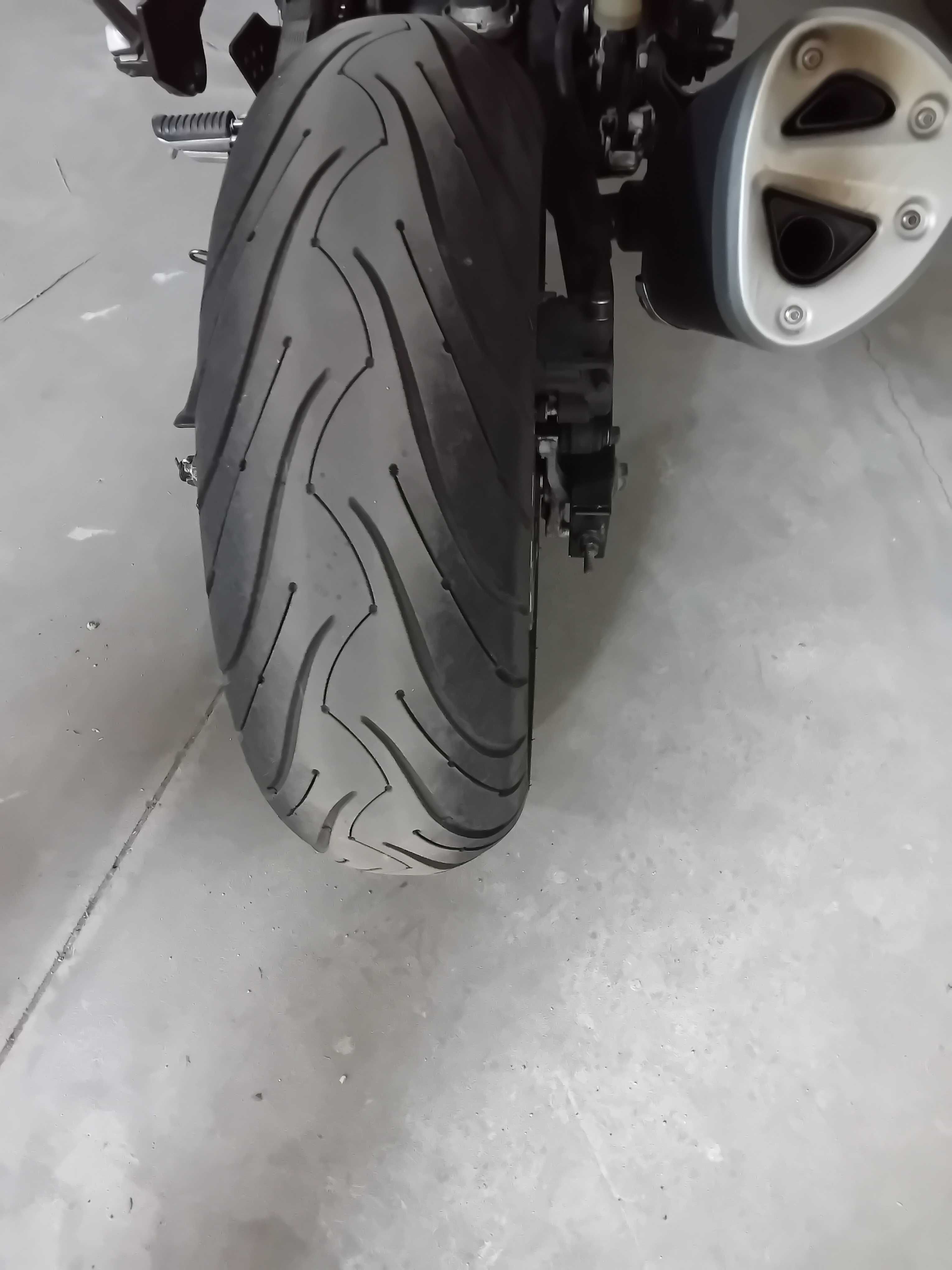 Mota Kawasaki Z750