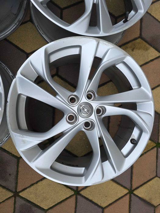 Диски оригінальні для Opel Astra K V, Zafira R17 5x105