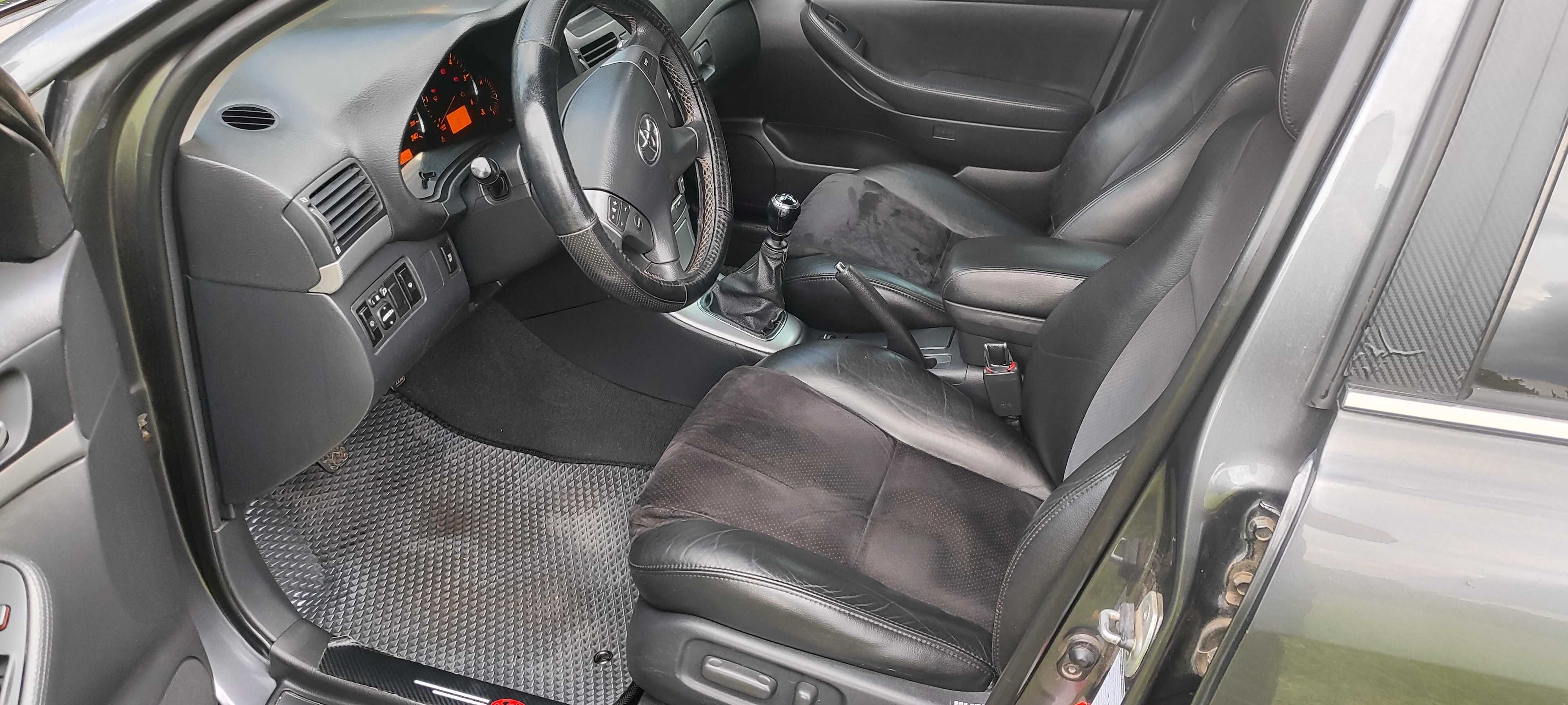 Продається Toyota Avensis T25