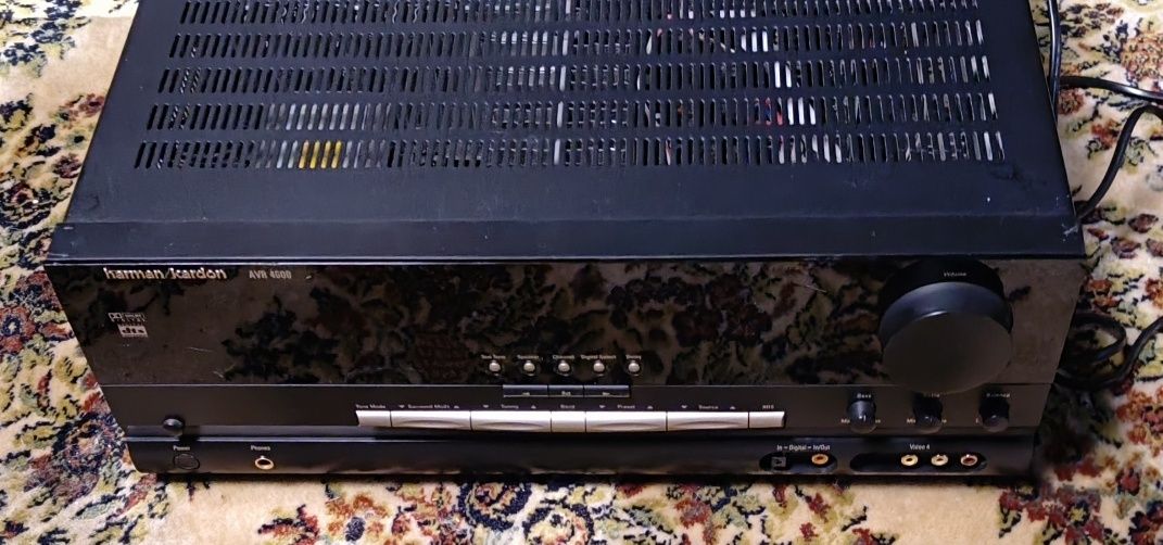 Harman Kardon AVR 4000 amplituner KD