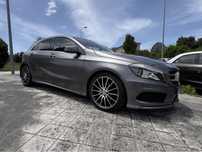 Mercedes 180 kit AMG Teto Panorâmico