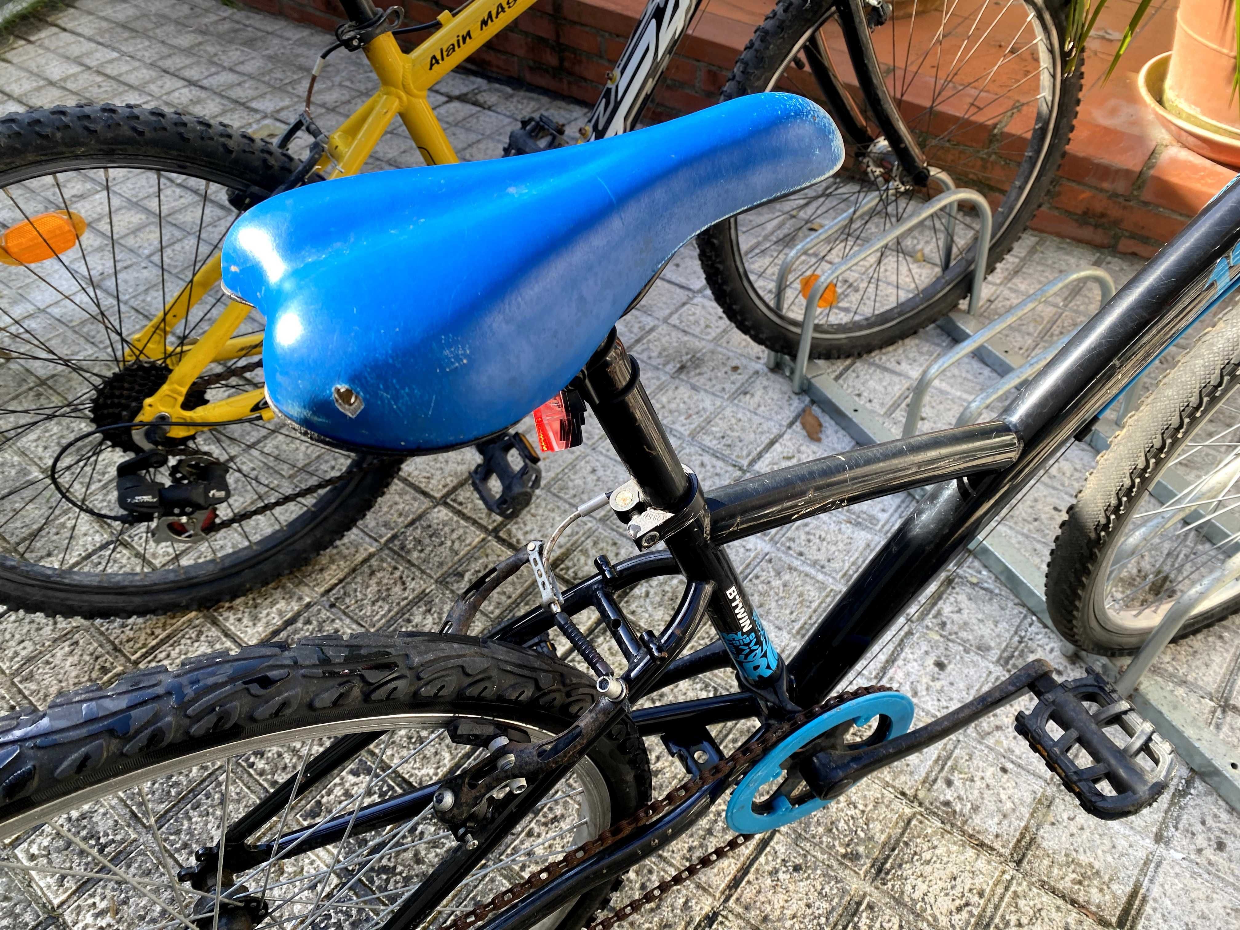 Bicicletas várias (rodas 16" e 20")