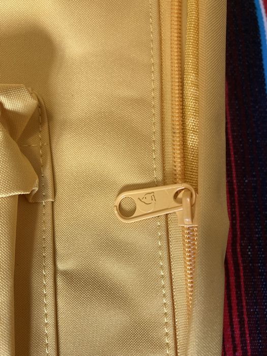 *NOVA* Mochila Fjallraven Amarela
