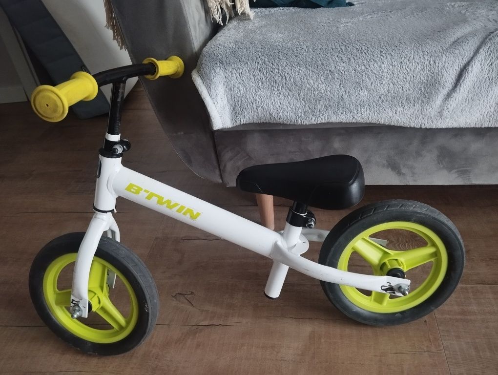 Rowerek biegowy  b-twin runride