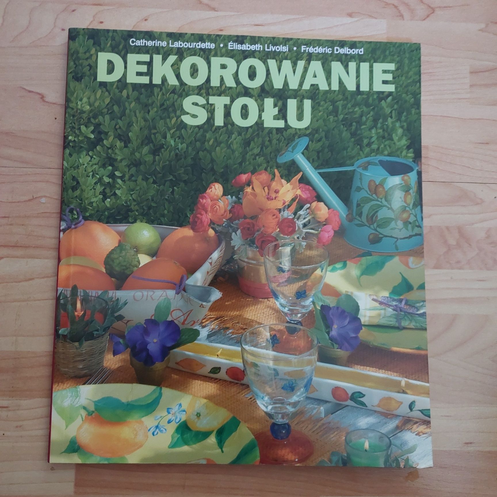 Książka-Dekorowanie stołu