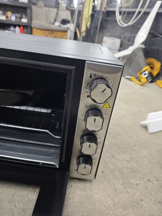 Духовка с конвекцией grunhelm 70 л