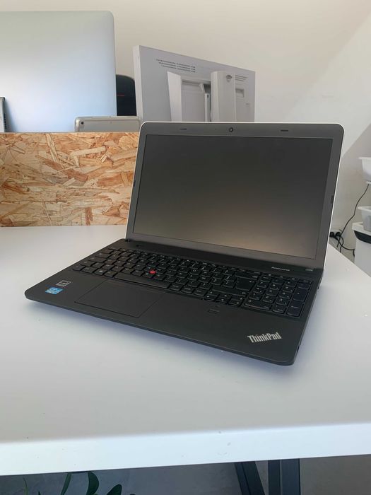 Lenovo ThinkPad E531 – Intel Core i3-3110M – 4GB RAM – 500GB HDD