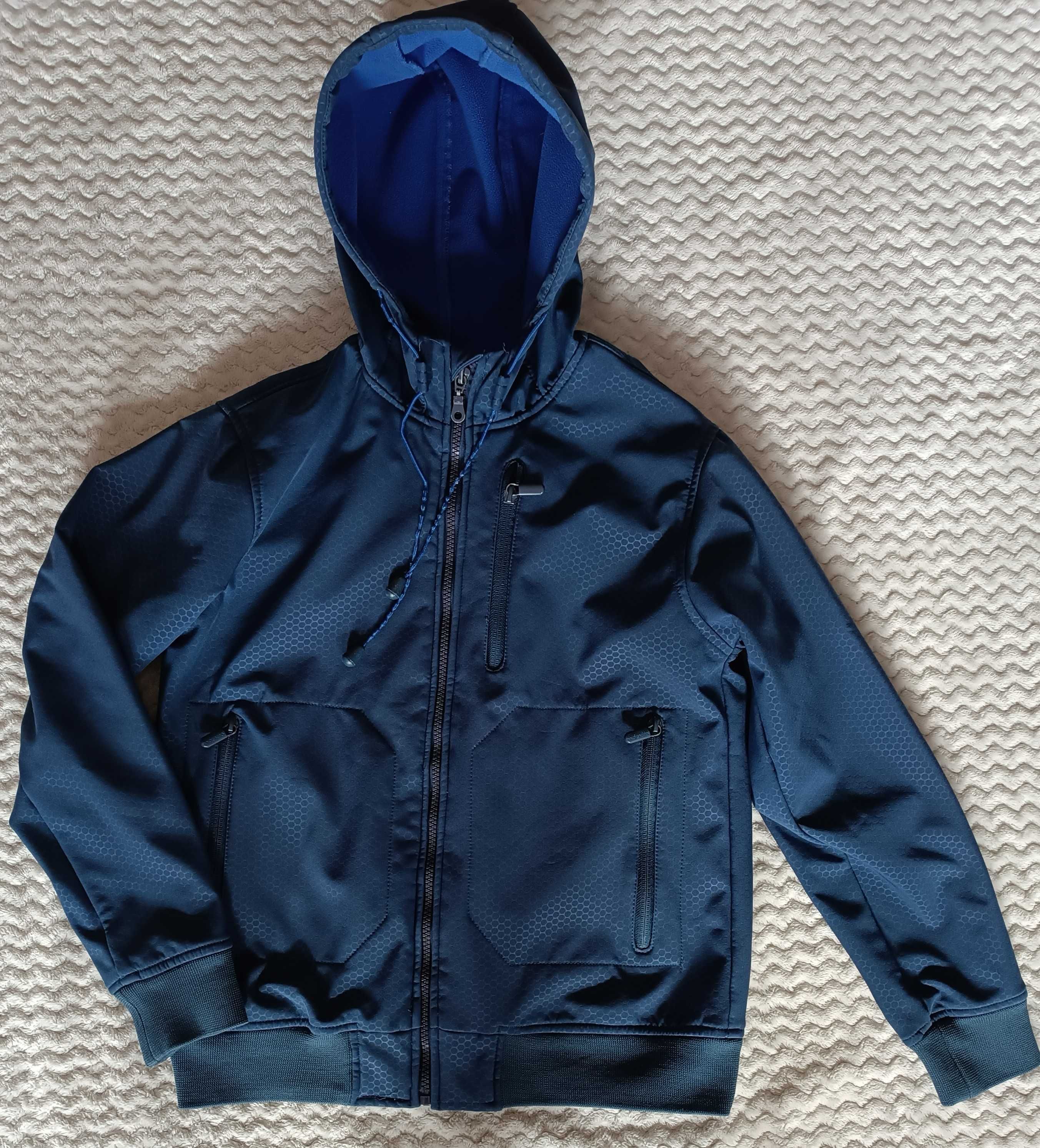 Reserved kurtka wiosenna softshell  r.158
