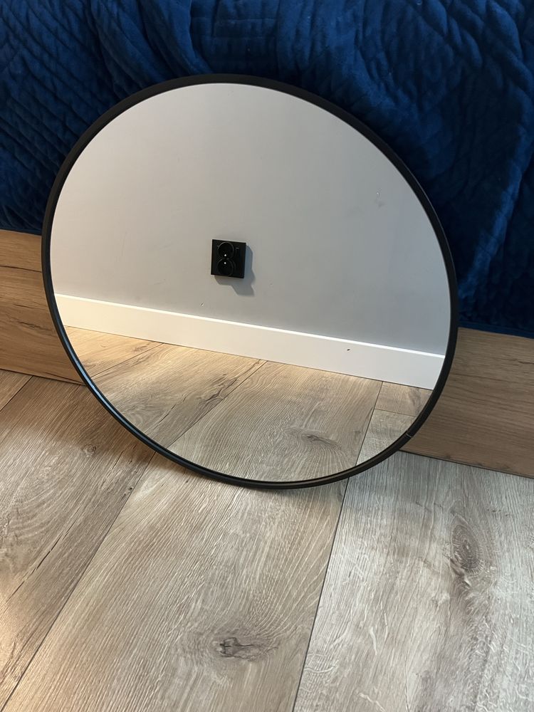 Lustro w czarnej metalowej ramie, 50 cm