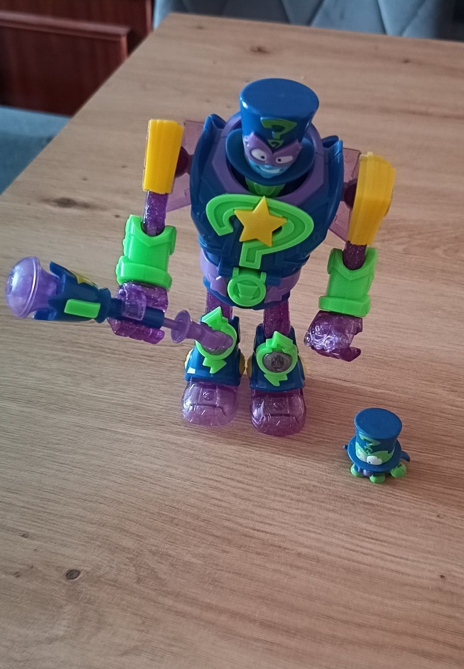 Robot Superbot Enigma