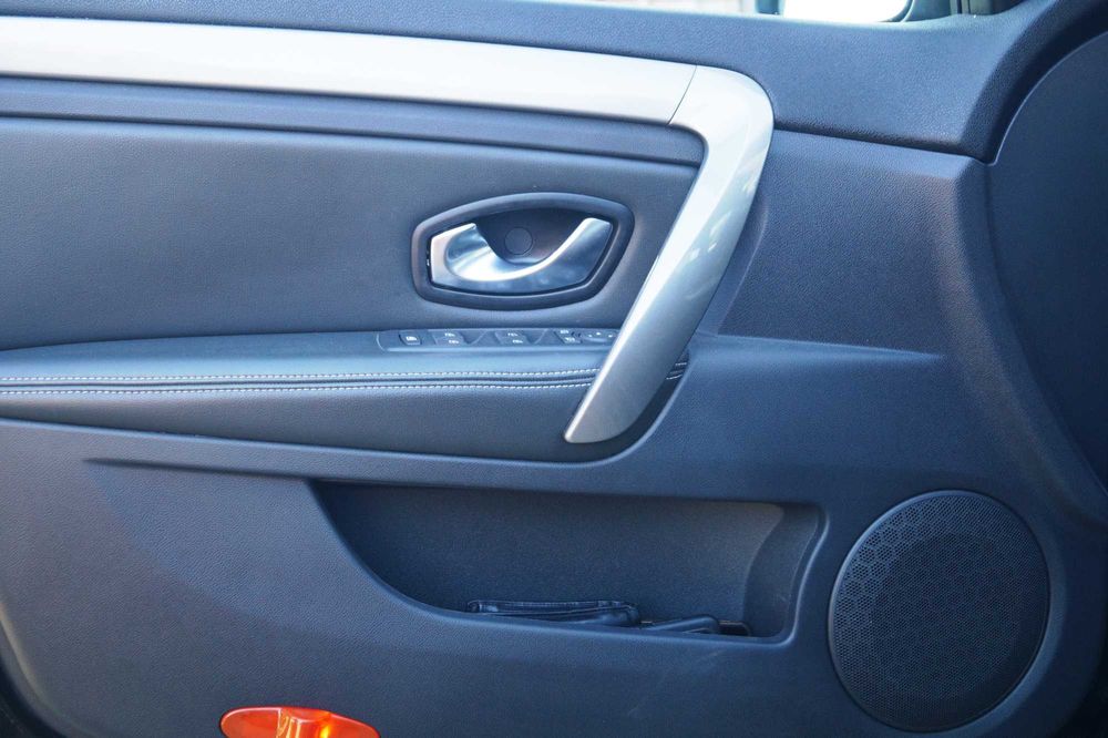 Renault Laguna III Bose Edition 4Control skóra 2,0 diesel 170km