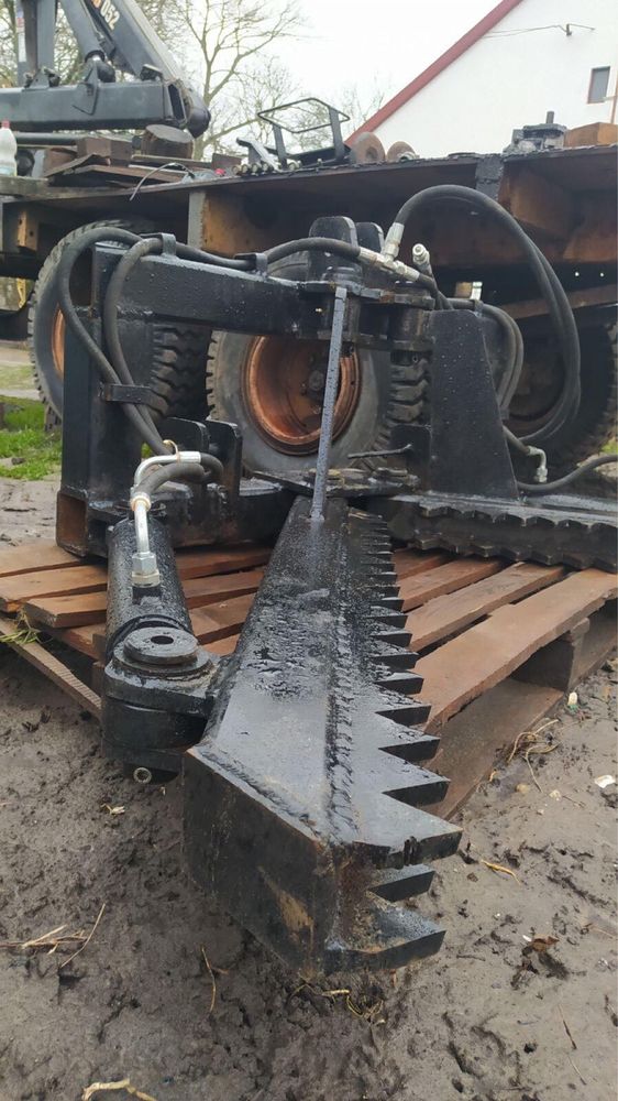 Manitou jcb Викорчовувач корчеватель корчувач