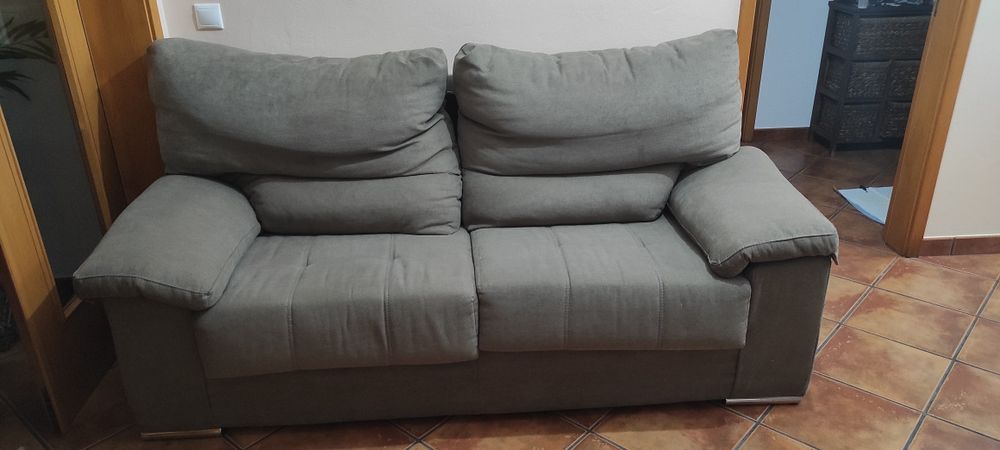 Vendo Sofá 3 Lugares