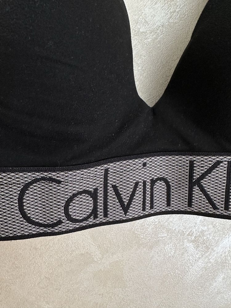 Calvin klein underwear спортивный бюстгалтер 75 b