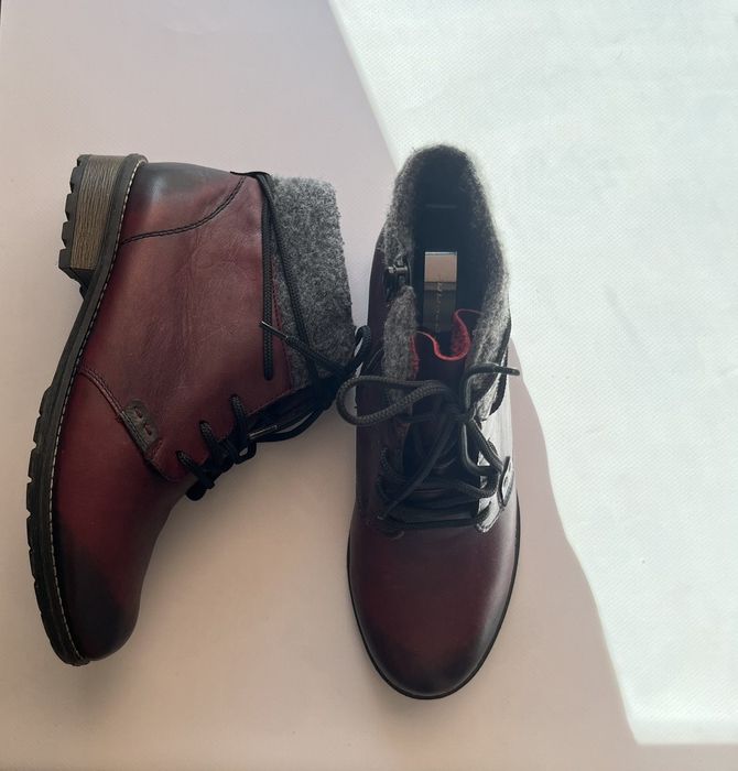 Шкіряні черевики Rieker розмір 39