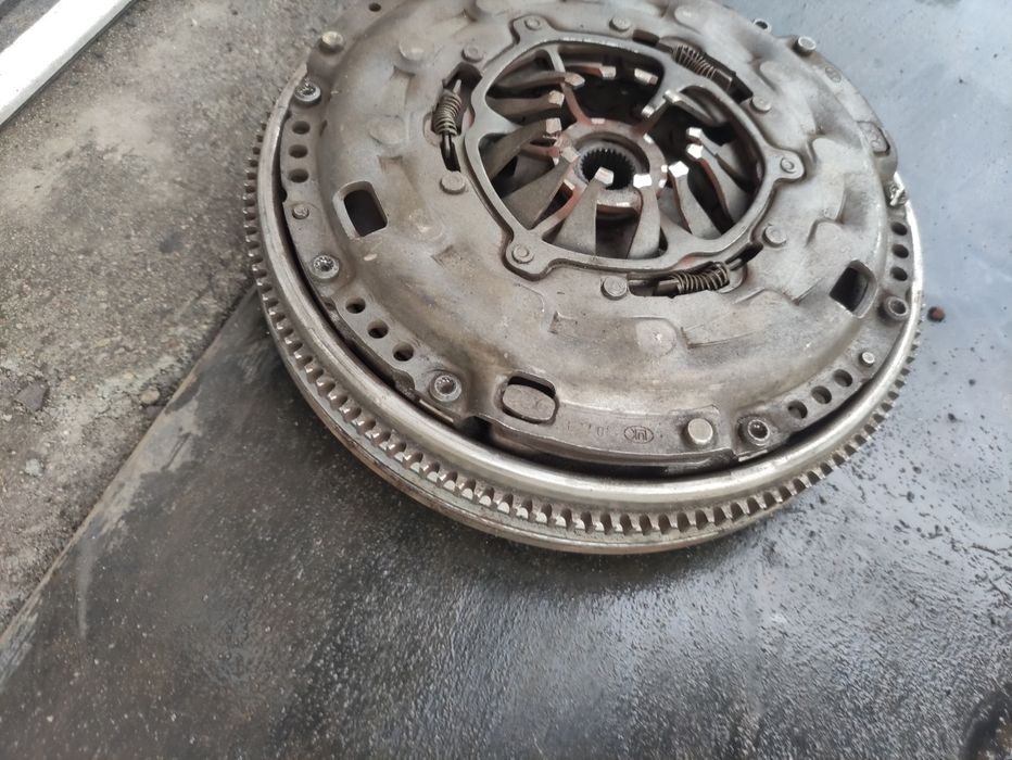 Dwumasa sprzęgło docisk VW t5 1.9TDI