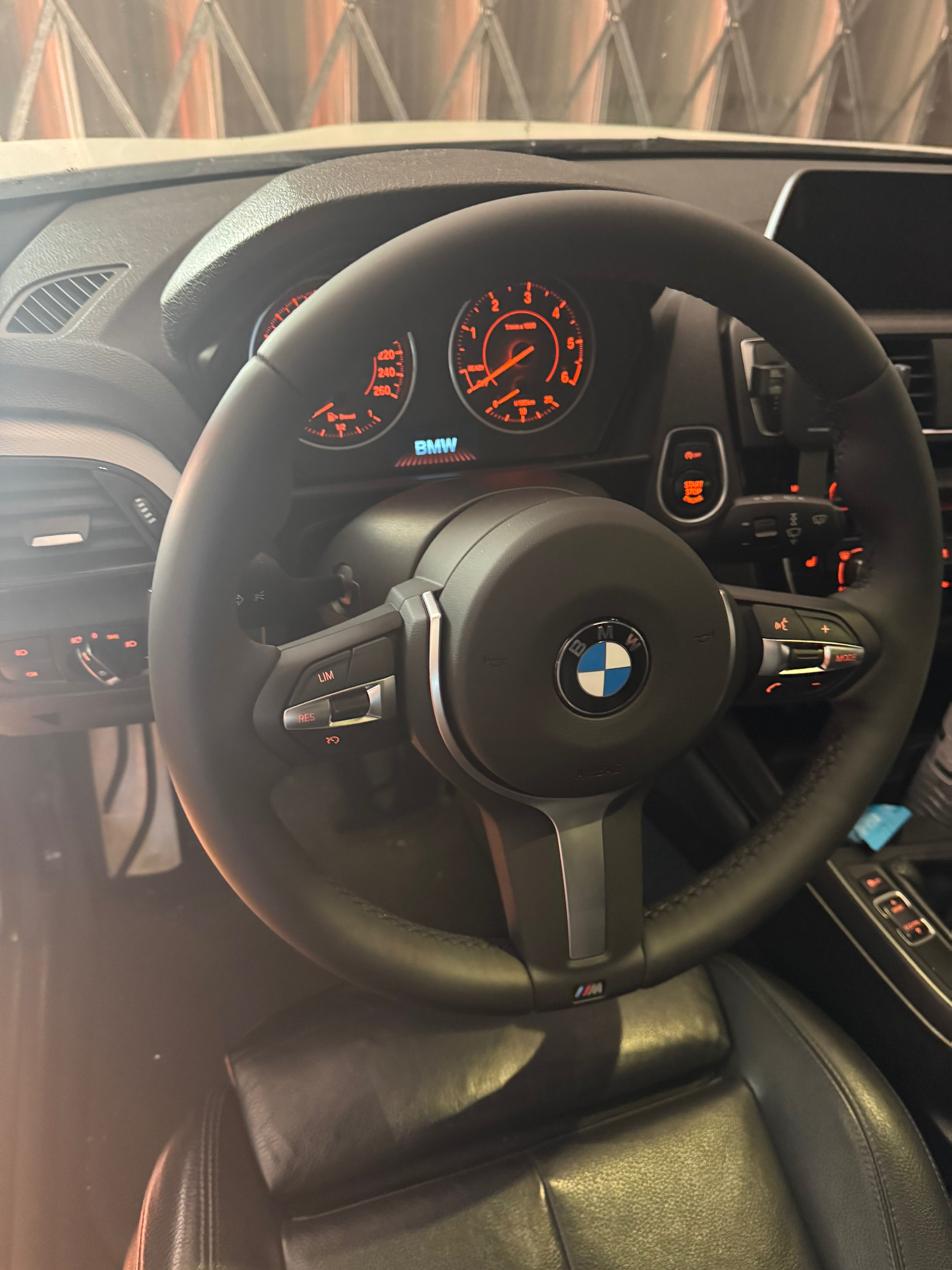 Vendo Bmw 116D pak M