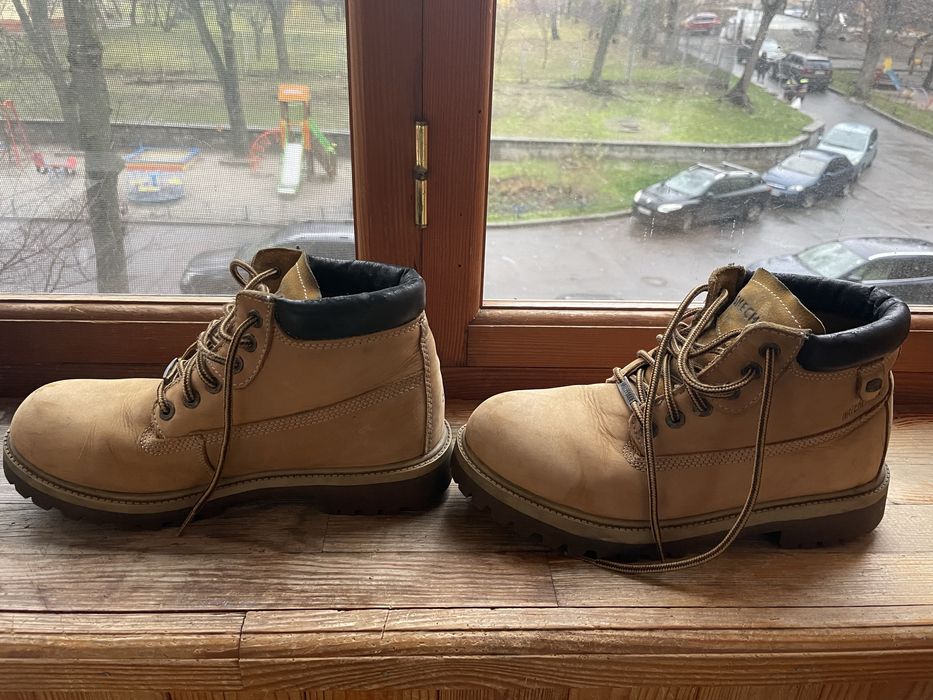 Черевики skechers