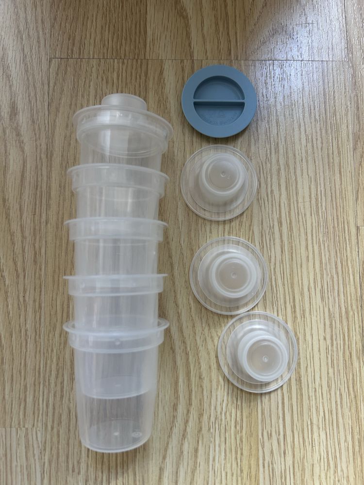 Kit Tommee Tippee.