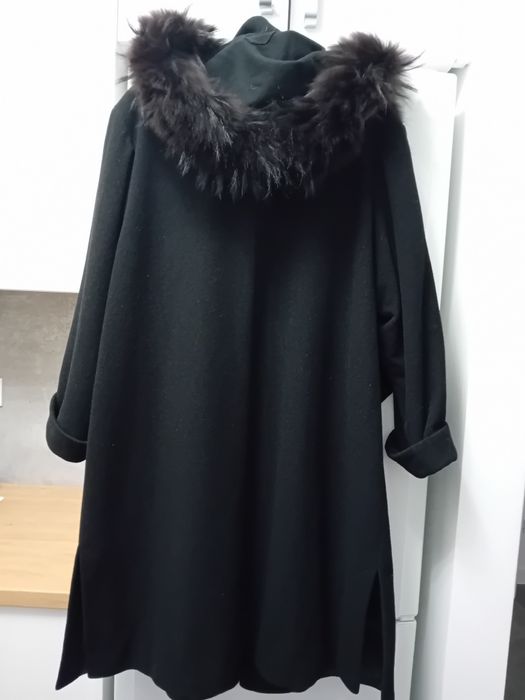 Czarny płaszcz z futrem naturalnym wełna z kaszmirem XXL