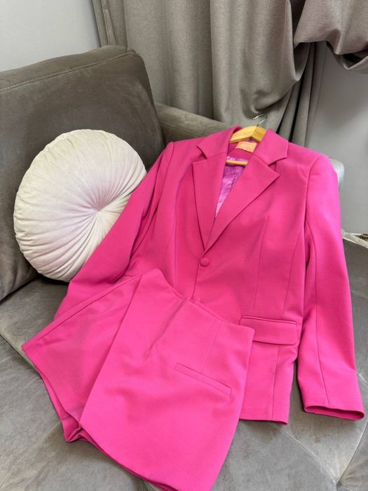 Ярко-розовый костюм Gepur Пиджак + юбка-шорты