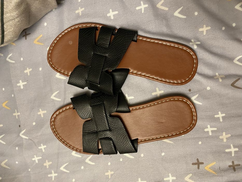 Шльопанці слайди