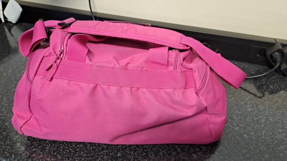 Saco de desporto cor de rosa