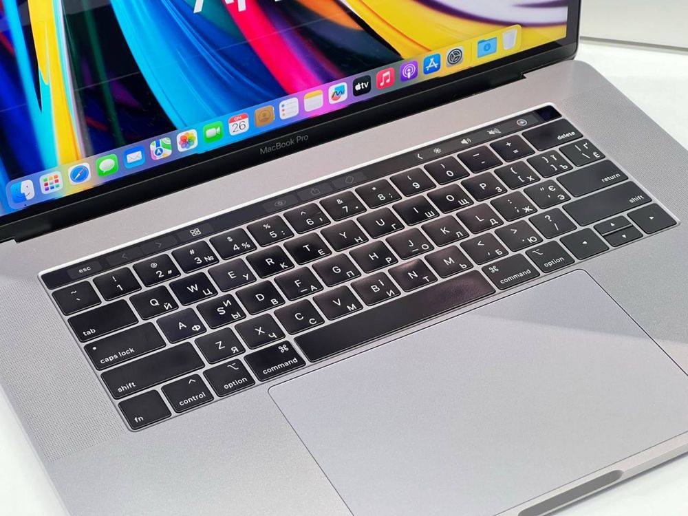 MacBook Pro 15 2018 I7 16GB | 256GB • ГАРАНТІЯ＞Київ Олімпійський #3204