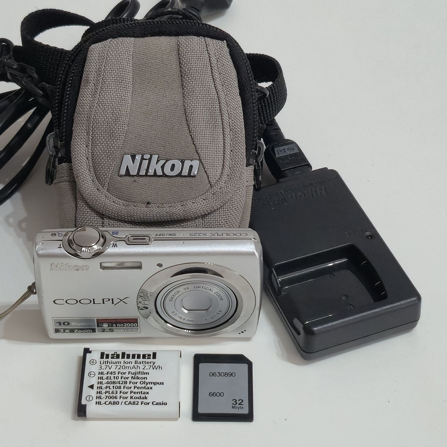 Nikon Coolpix S225 - 10MP - Máquina fotográfica digital compacta