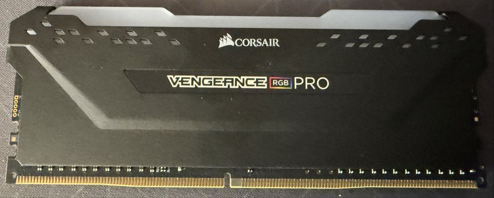Corsair Vengeance RGB Pro DDR4 3600 MHz 8GB x4 CL18