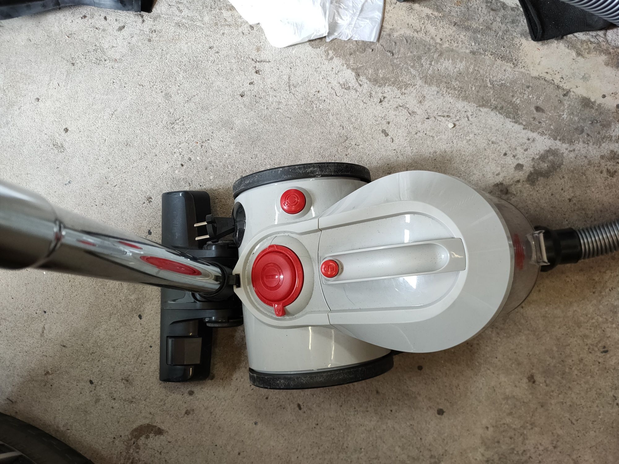 Odkurzacz bezworkowy Dirt Devil DD2503 Zyklon 800W