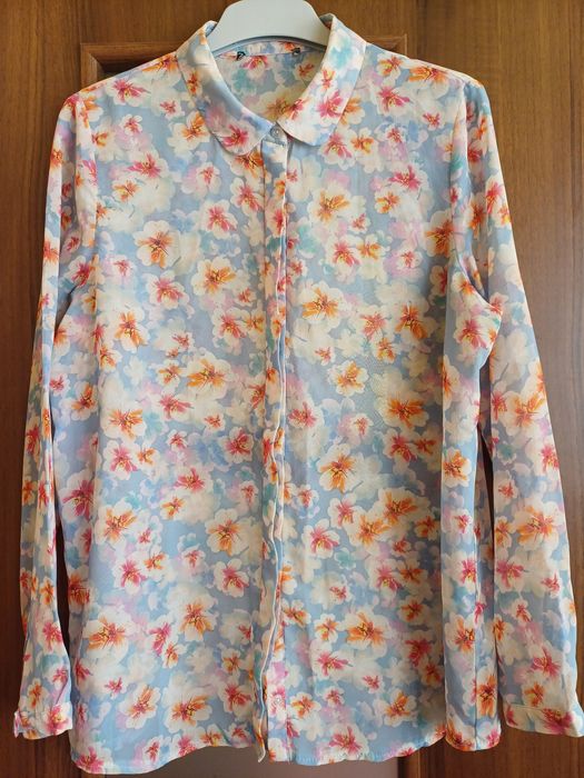 Bluzka damska letnia w kwiatki elegancka