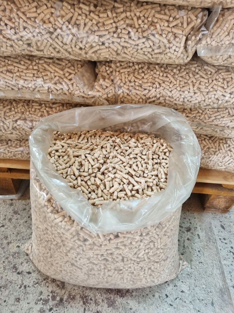 Pellet drzewny, pelet świerkowy jasny