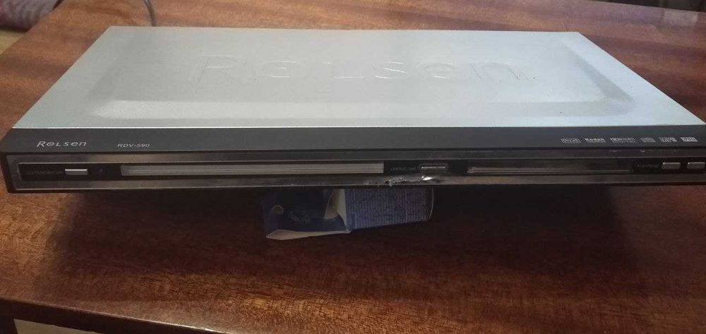 dvd плеер ROLSEN