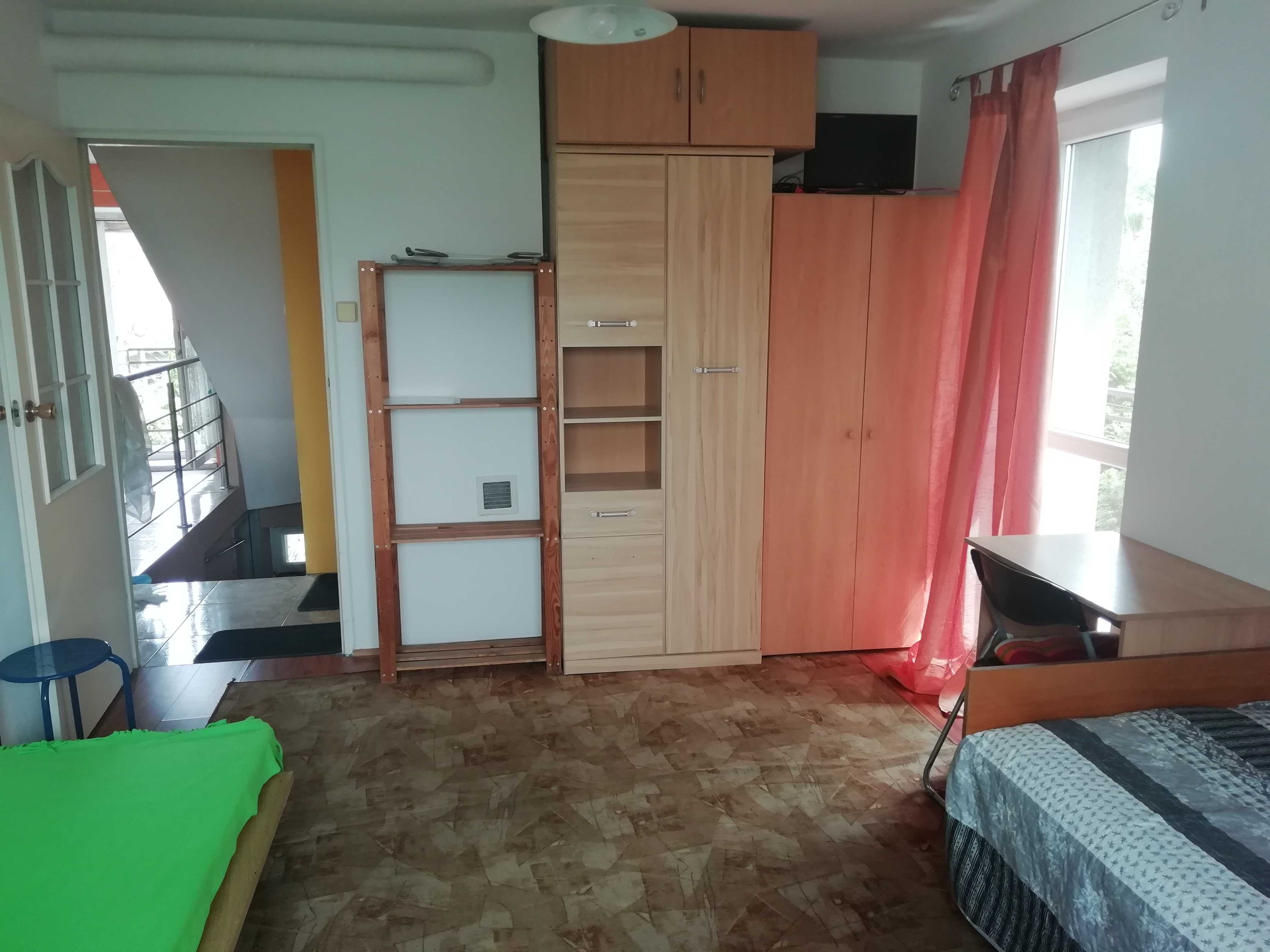 Pokój 2 osobowy dla studentek    850 zł/os z mediami