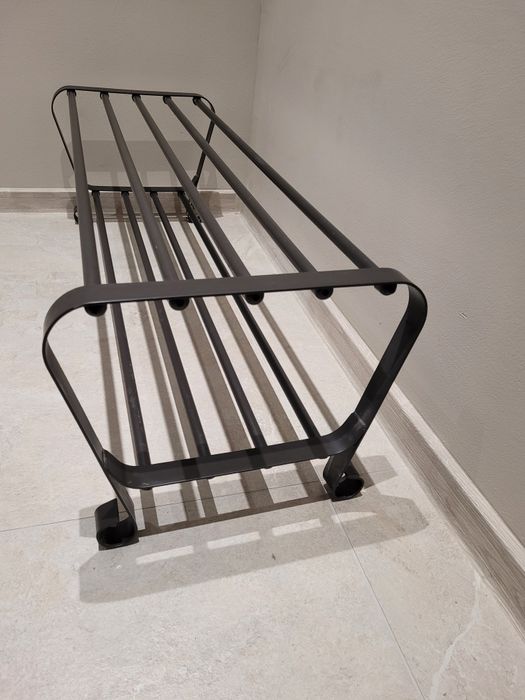 Stojak na buty           .