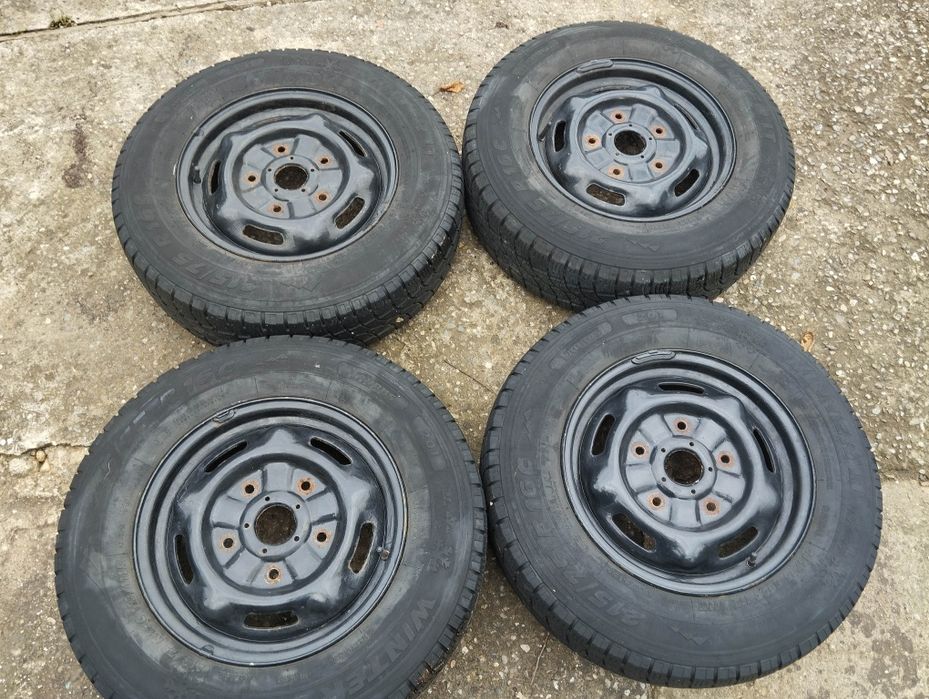 Koła transit 16 z oponami 215/75 r16c zimowe