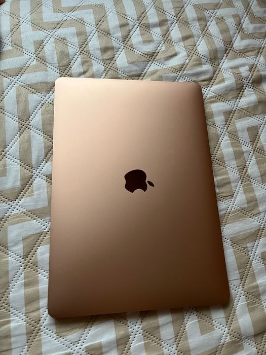 Macbook Air M1 8/256 Gold (A2337)