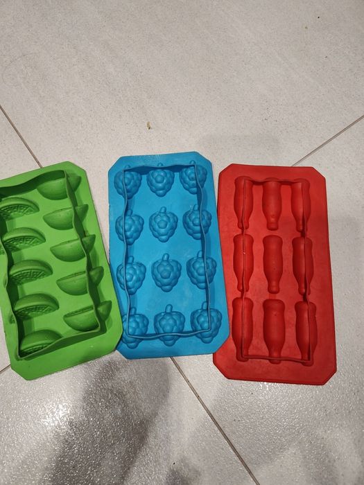 Silikonowe foremki do lodu