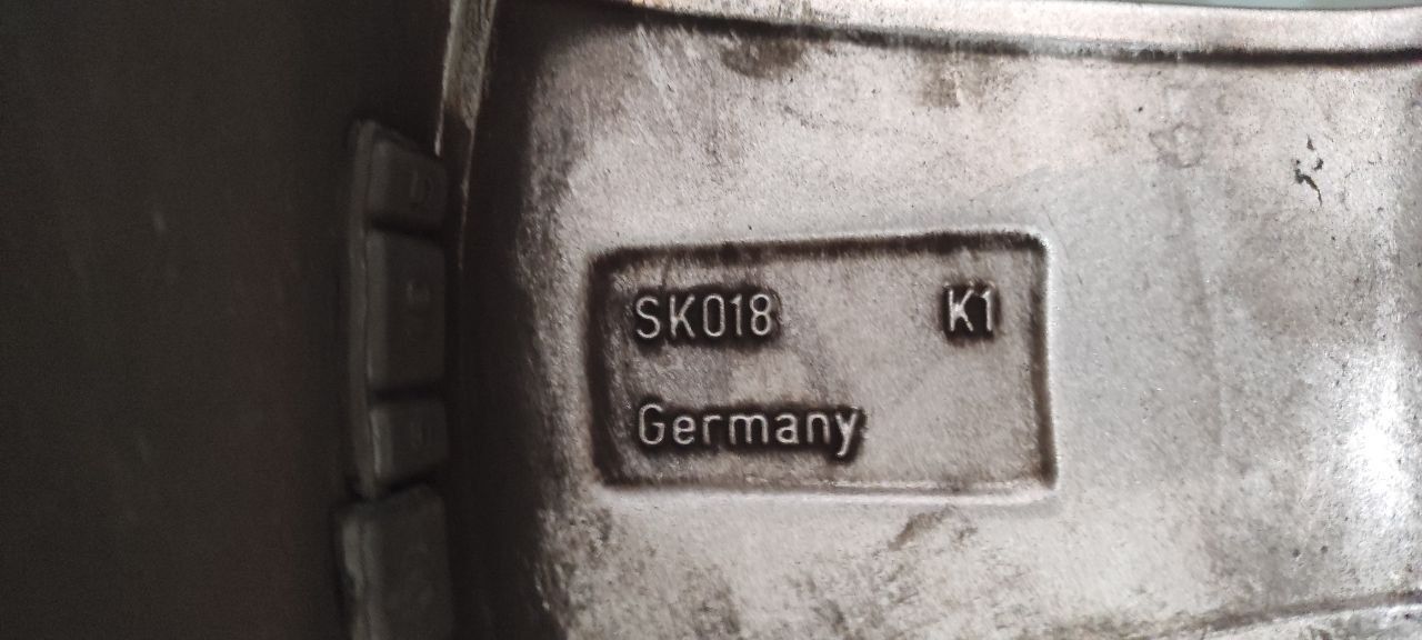 Диски R18 с резиной Volkswagen Skoda Audi