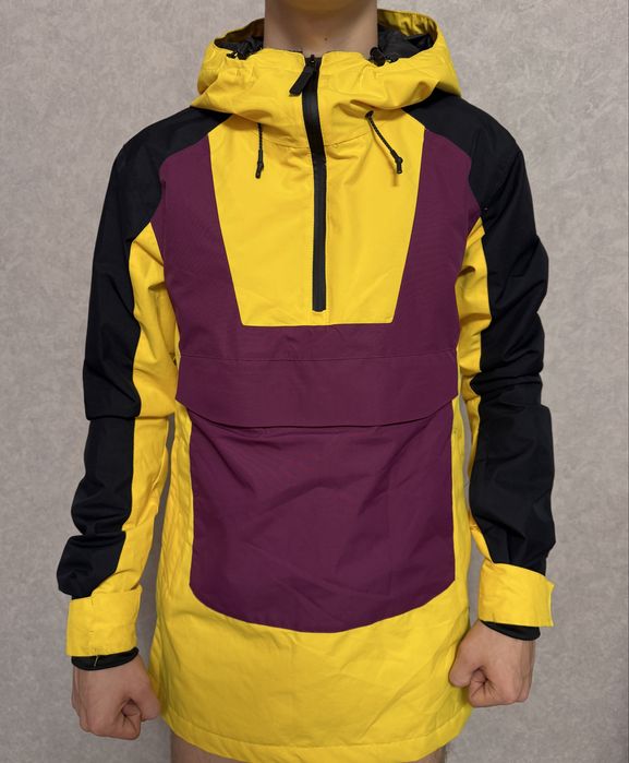 Гірськолижна куртка S