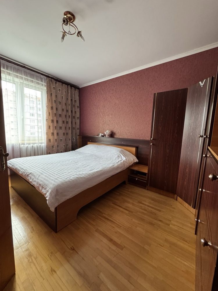Продаж 3-кімнатної квартири