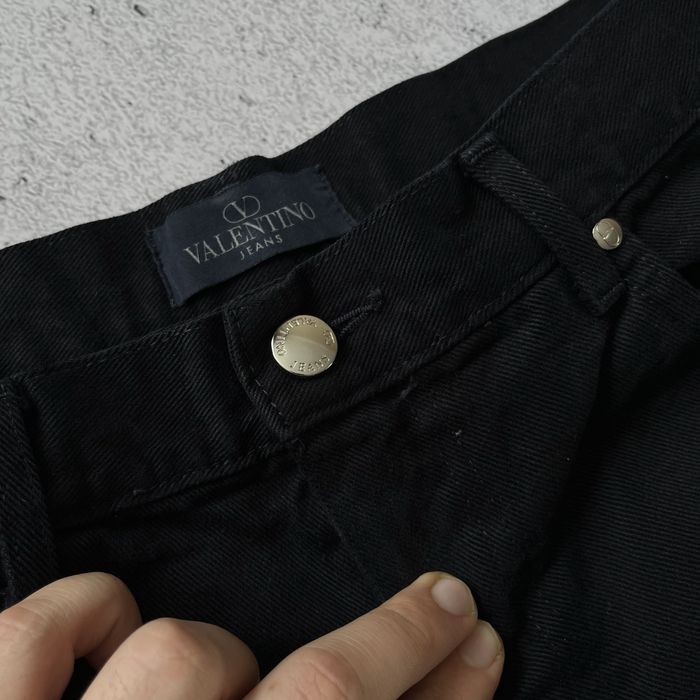 Джинсы Valentino