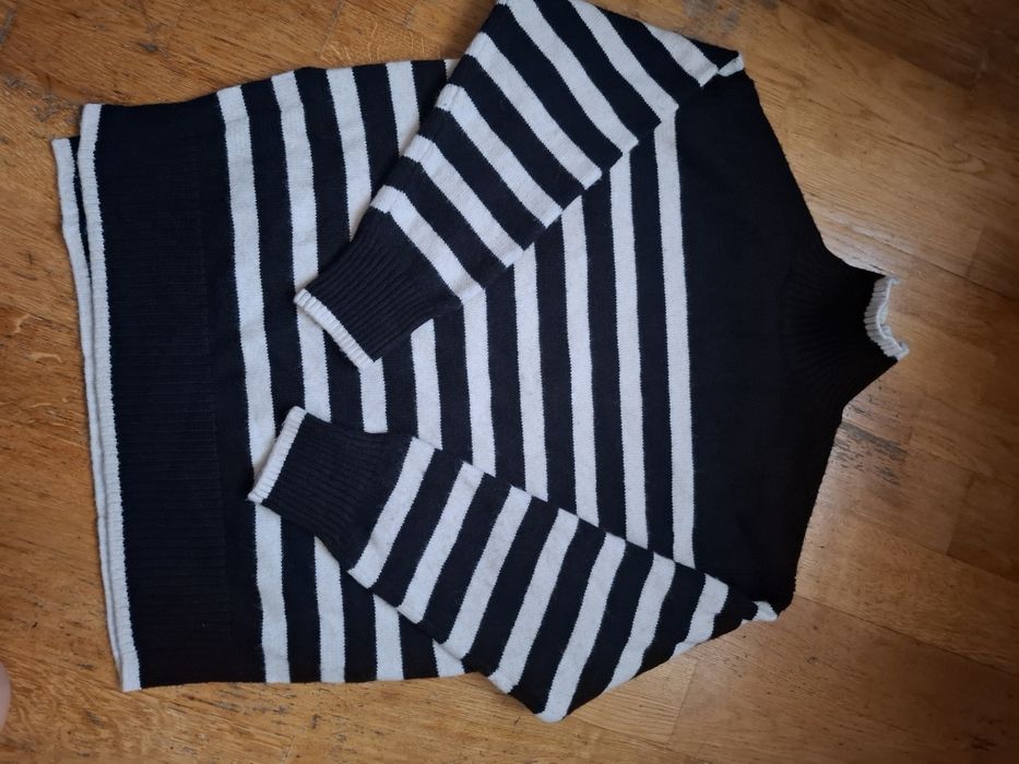 Кофта свитер H&M разм.XL