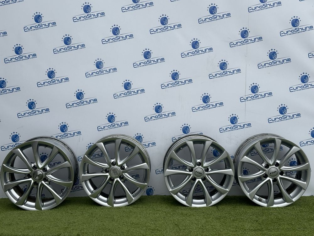 Диски 5/112 R17 8J ET45 ЦО 70.0