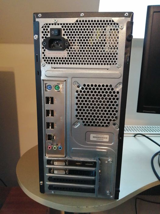 Komputer Gamingowy/Xeon 12 rdzeni/32GB DDR3/GTX 660/Nvme/win11pro