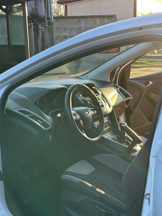 Продам свій приватний автомобіль перший власник від салону